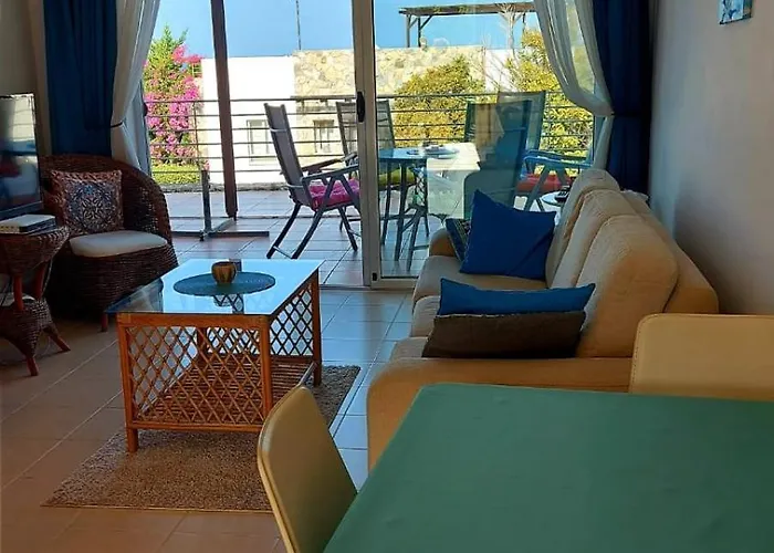 Palm Bay View Esentepe Bahceli Kyrenia (Northern Cyprus)