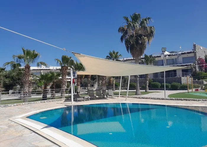 Palm Bay View Esentepe Bahceli Kyrenia (Northern Cyprus)