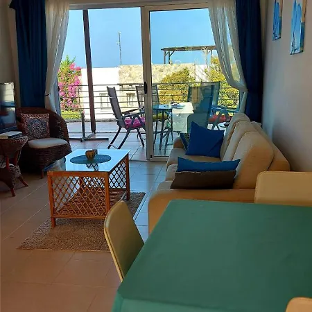Palm Bay View Esentepe Bahceli キレニア